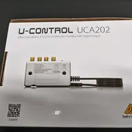 BEHRINGER UCA202オーディオインターフェース